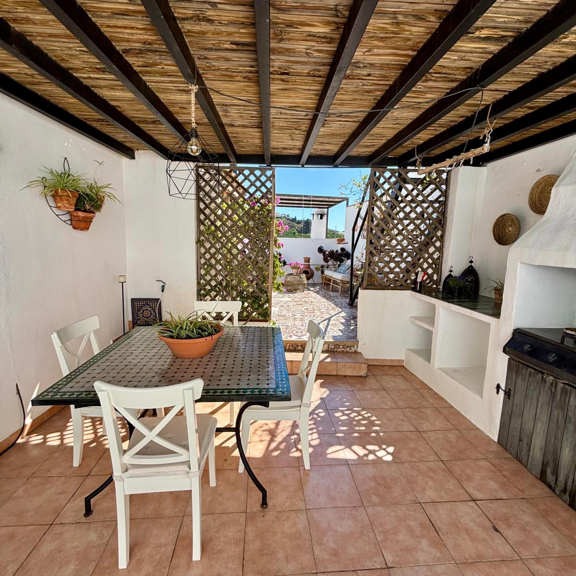 Casa Maroma Bed & Breakfast Competa Exterior photo